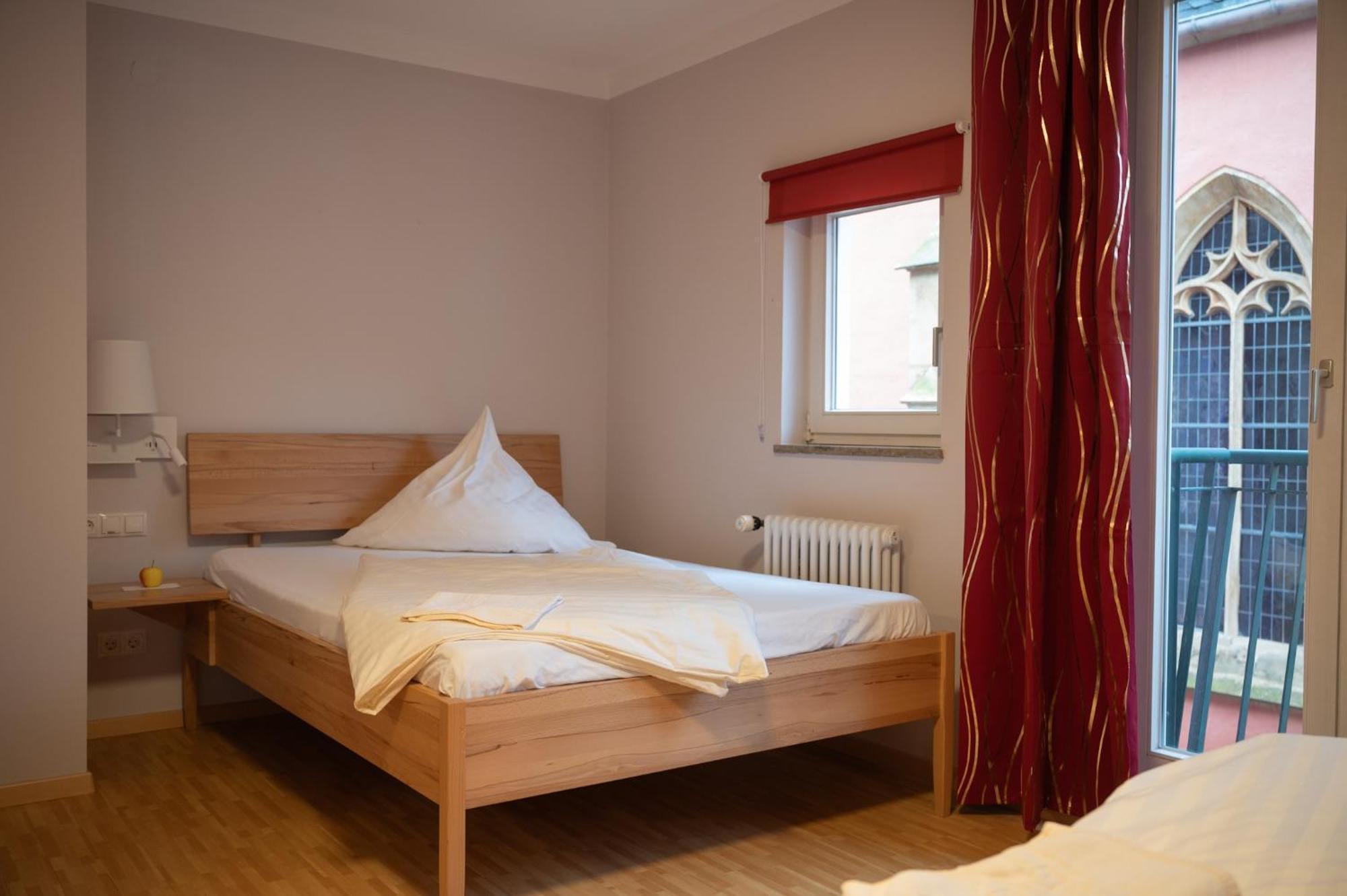 Hotel&Café Ritter von Böhl Deidesheim Esterno foto